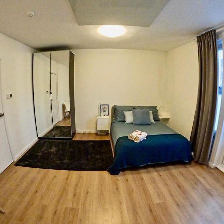Lovely One Bedroom Flat In The Heart Of Londra Exterior foto